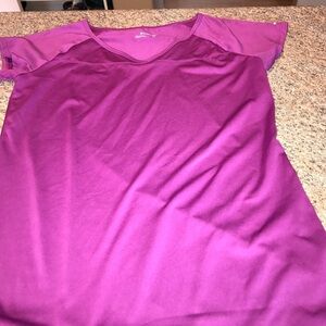 Columbia workout shirt size medium- NWOT